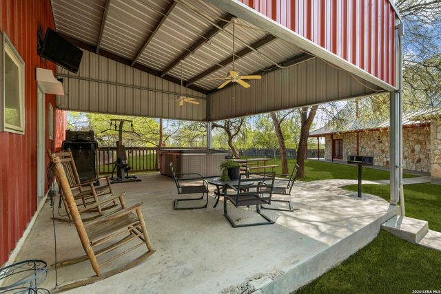 360 PR 4619, Castroville, TX 78009