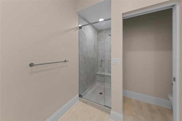 4424 HIGHLAND PARK 5, Sarasota, FL 34235