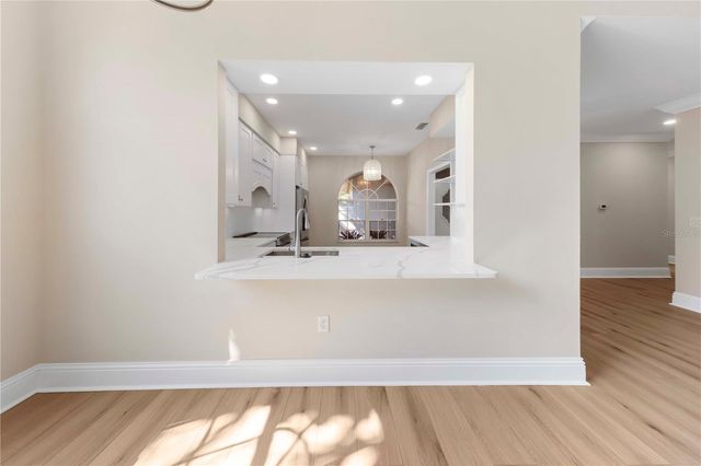 4424 HIGHLAND PARK 5, Sarasota, FL 34235