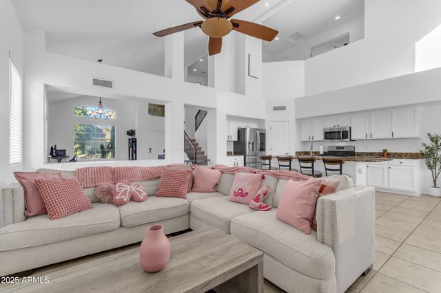 15961 W VENTURA Street, Surprise, AZ 85379