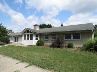 3748 Morton Avenue, Brookfield, IL 60513