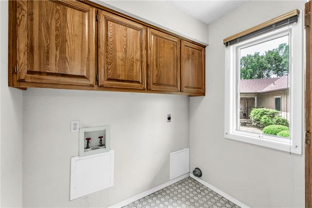 5 Blake Lane, Bella Vista, AR 72714