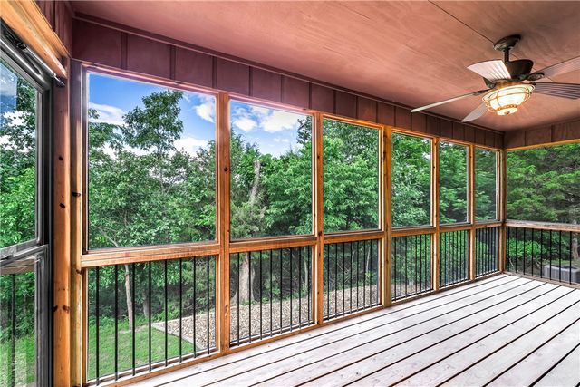 5 Blake Lane, Bella Vista, AR 72714