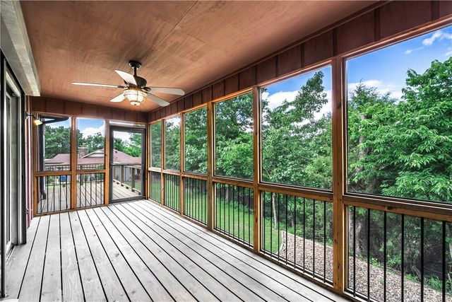 5 Blake Lane, Bella Vista, AR 72714