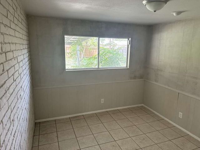 426 Pennington Dr, Corpus Christi, TX 78412