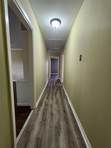 2304 Belvedere Drive, Baytown, TX 77520