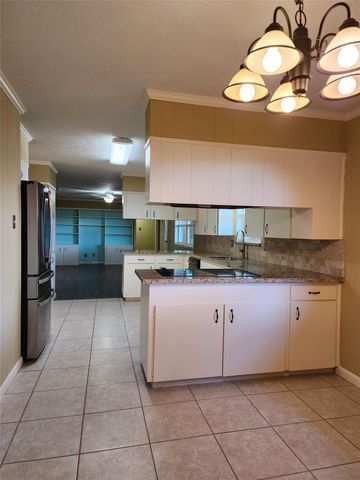 2304 Belvedere Drive, Baytown, TX 77520