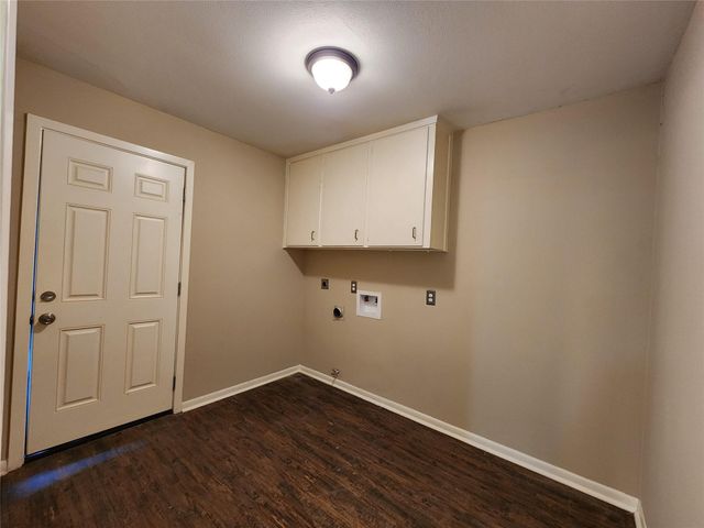 2304 Belvedere Drive, Baytown, TX 77520