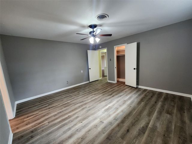 2304 Belvedere Drive, Baytown, TX 77520