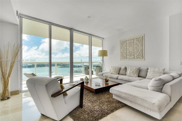 450 Alton Rd 2005, Miami Beach, FL 33139