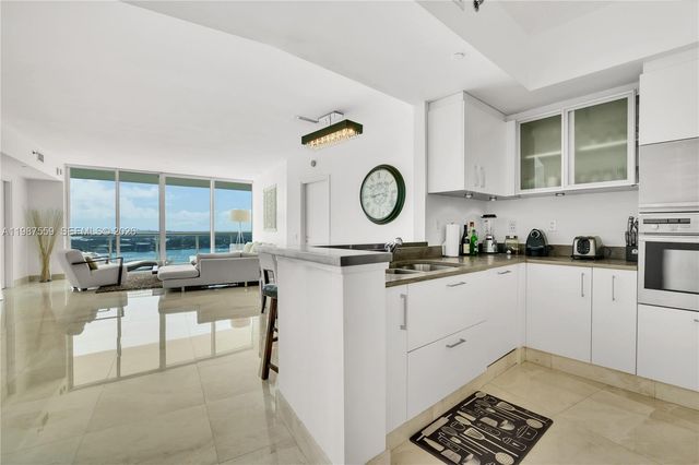 450 Alton Rd 2005, Miami Beach, FL 33139