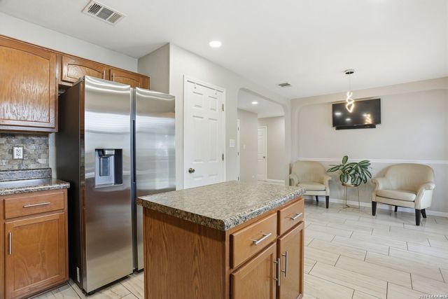 5930 Sapphire Cave, San Antonio, TX 78222