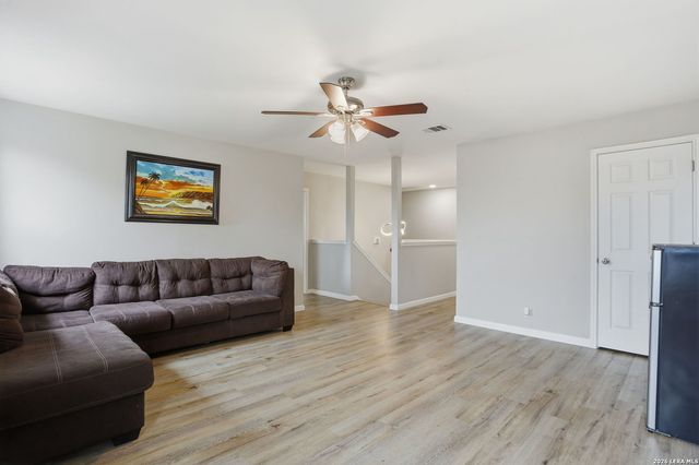 5930 Sapphire Cave, San Antonio, TX 78222