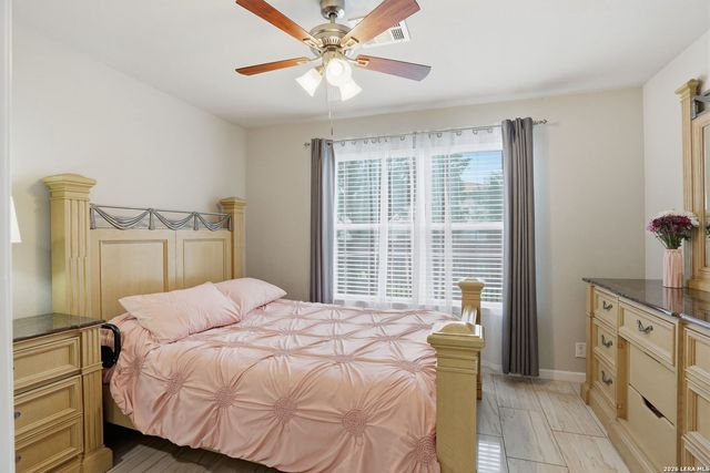 5930 Sapphire Cave, San Antonio, TX 78222
