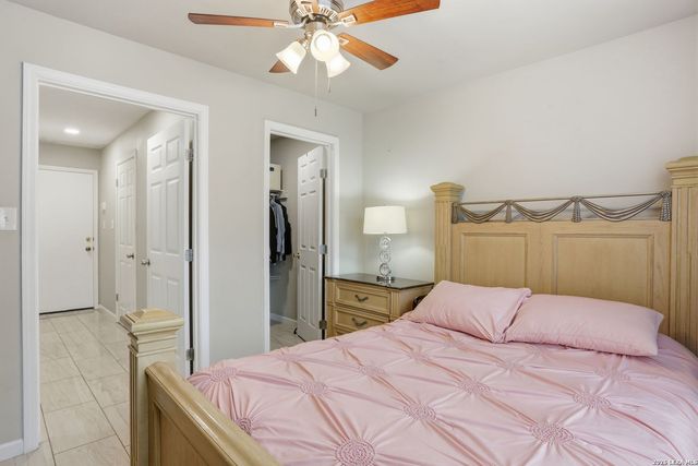 5930 Sapphire Cave, San Antonio, TX 78222