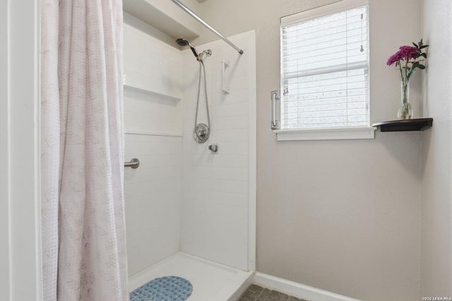 5930 Sapphire Cave, San Antonio, TX 78222