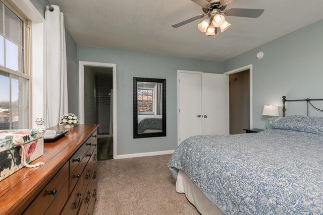 1341 W Pine Street, Bolivar, MO 65613