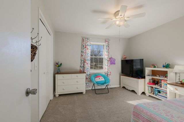 1341 W Pine Street, Bolivar, MO 65613