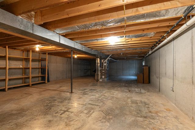 1341 W Pine Street, Bolivar, MO 65613