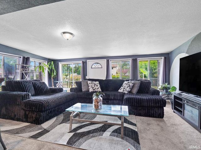 2903 Stardale Drive, Fort Wayne, IN 46816