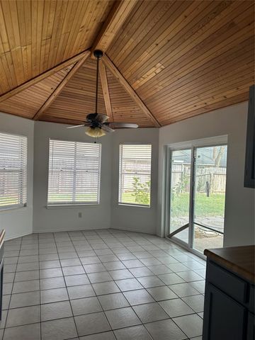 10510 Clear Cove Lane, Houston, TX 77041