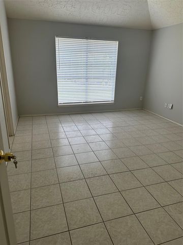 10510 Clear Cove Lane, Houston, TX 77041