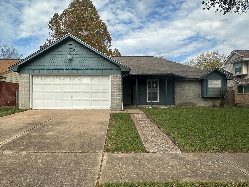 10510 Clear Cove Lane, Houston, TX 77041