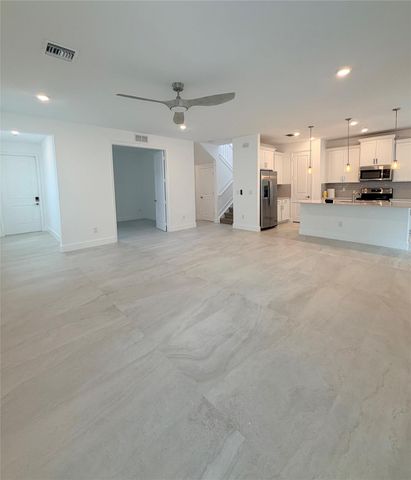 4300 Buttonwood Drive, Delray Beach, FL 33445