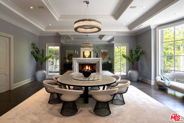 917 N Crescent Drive, Beverly Hills, CA 90210