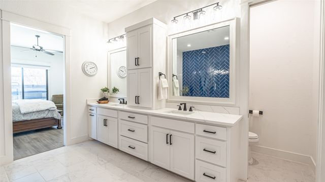 5611 Hondo Drive, De Cordova, TX 76049