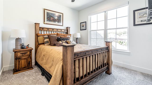 5611 Hondo Drive, De Cordova, TX 76049