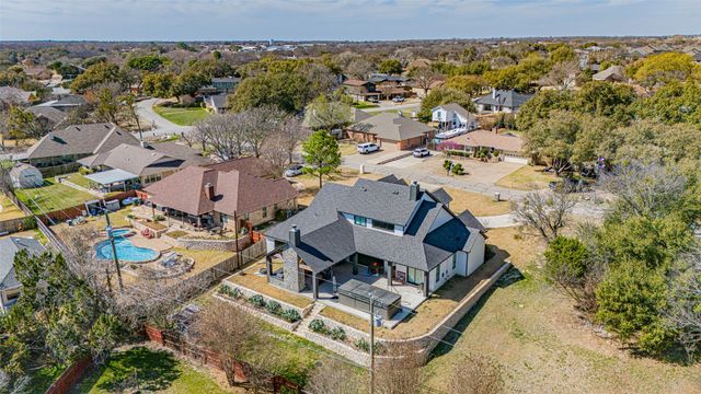 5611 Hondo Drive, De Cordova, TX 76049