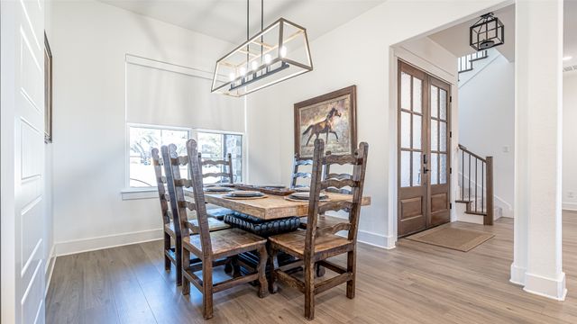 5611 Hondo Drive, De Cordova, TX 76049