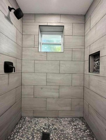 707 NW 3rd Avenue 2, Pompano Beach, FL 33060