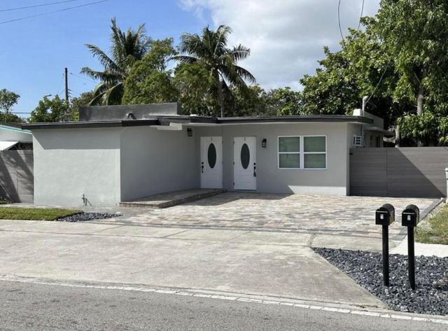 707 NW 3rd Avenue 2, Pompano Beach, FL 33060