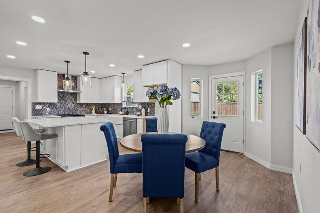 34 Cambridge Drive, Pottsboro, TX 75076