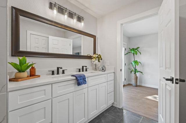 34 Cambridge Drive, Pottsboro, TX 75076