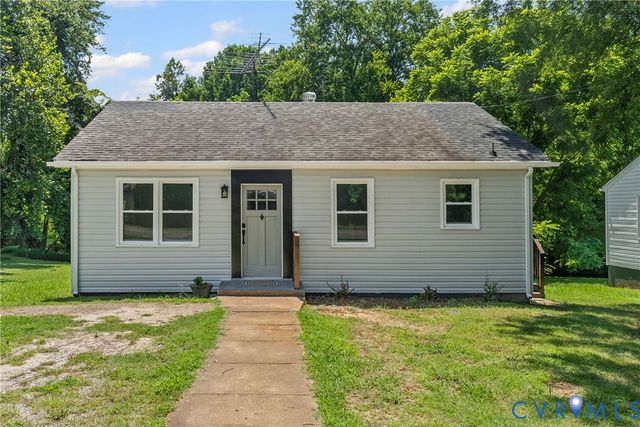 607 Longwood Ave, Farmville, VA 23901