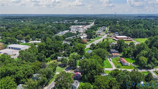 607 Longwood Ave, Farmville, VA 23901