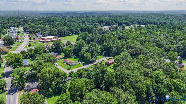 607 Longwood Ave, Farmville, VA 23901