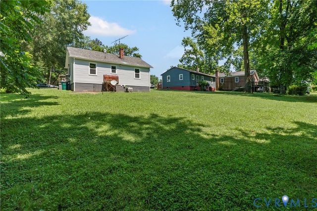 607 Longwood Ave, Farmville, VA 23901