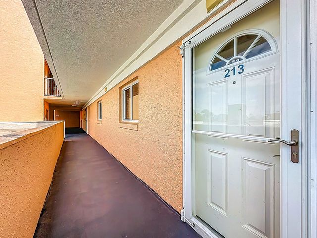 4 Ocean Trace Rd 213, St Augustine, FL 32080