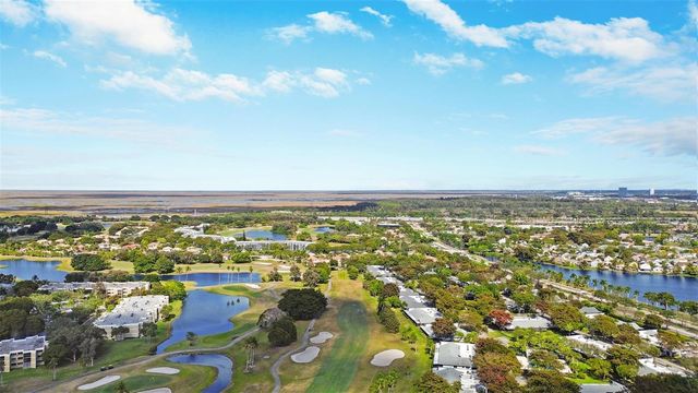 16131 Laurel Drive 33, Weston, FL 33326