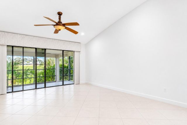 16131 Laurel Drive 33, Weston, FL 33326