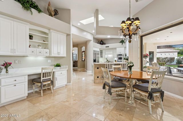 10855 E GOLD DUST Avenue, Scottsdale, AZ 85259