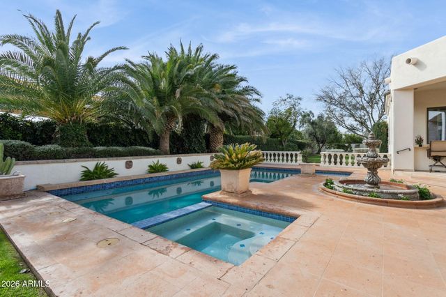 10855 E GOLD DUST Avenue, Scottsdale, AZ 85259