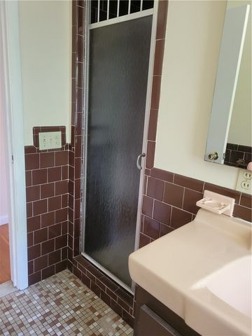 71 Sheffield Road, Cranston, RI 02920