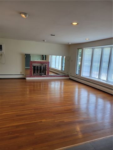 71 Sheffield Road, Cranston, RI 02920