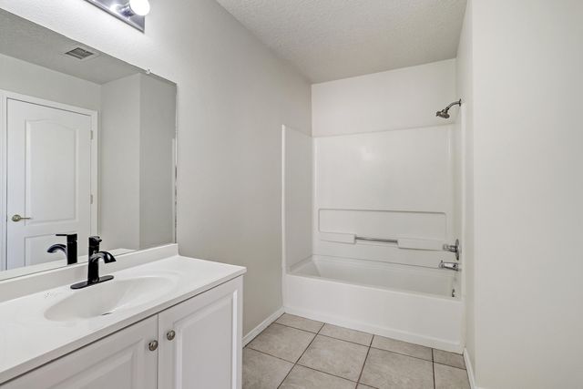 3417 Marino Drive SE, Rio Rancho, NM 87124