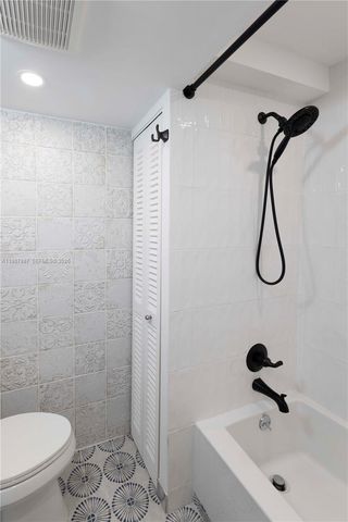 13499 Biscayne Boulevard 613, North Miami, FL 33181